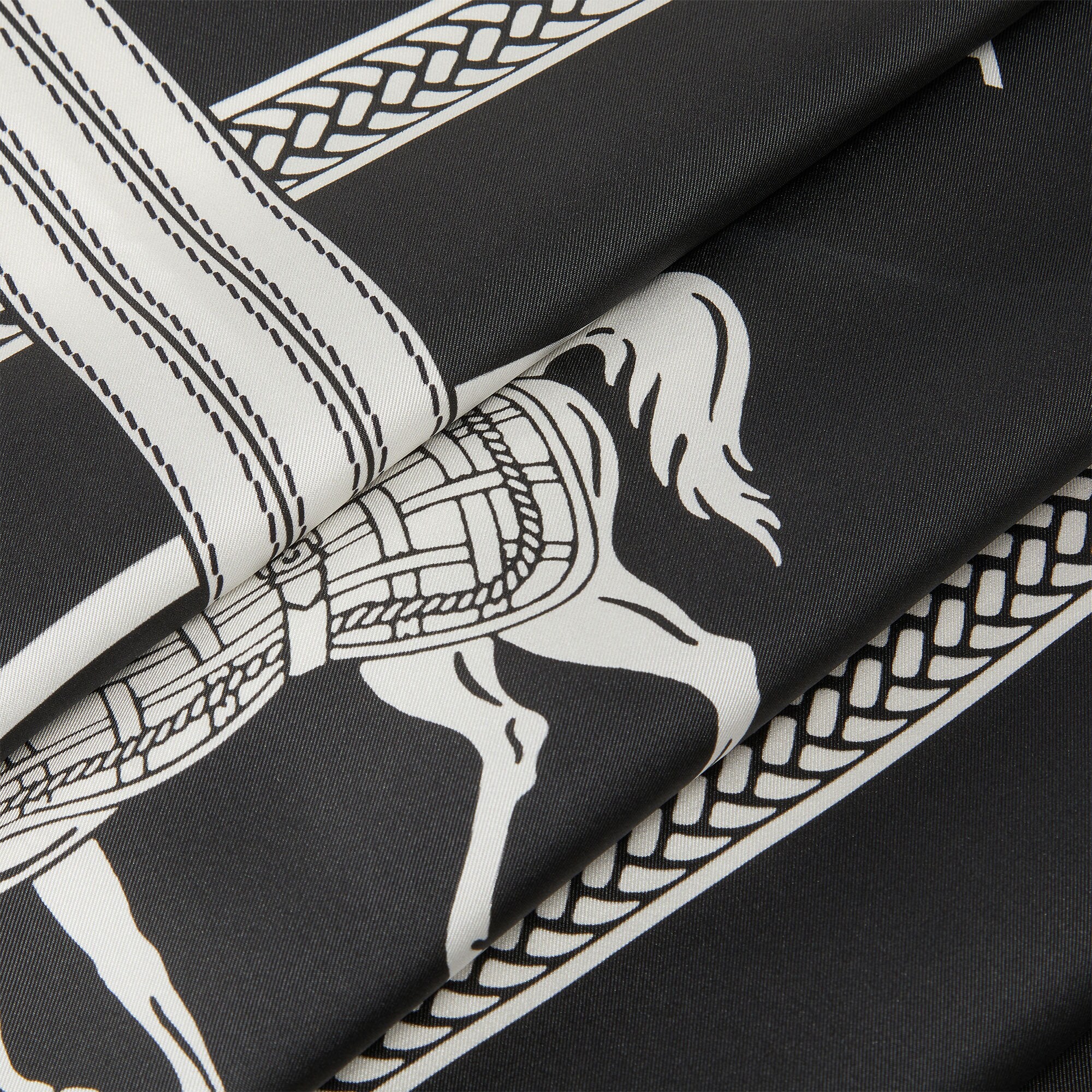 Selleria Foulard - Black | FENDI US