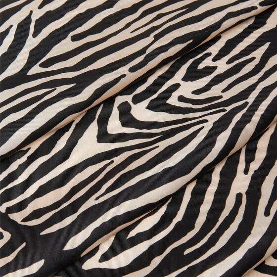Fendi Square foulard decorated with an archival Tiger animalier | Thumbnail 2