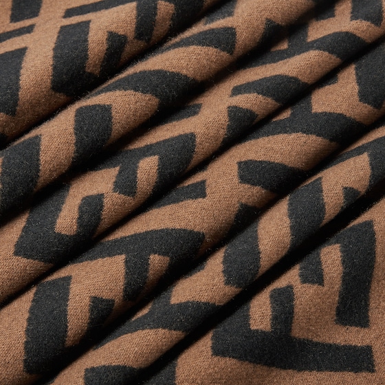 Fendi Long scarf finished with fringing | Thumbnail 2