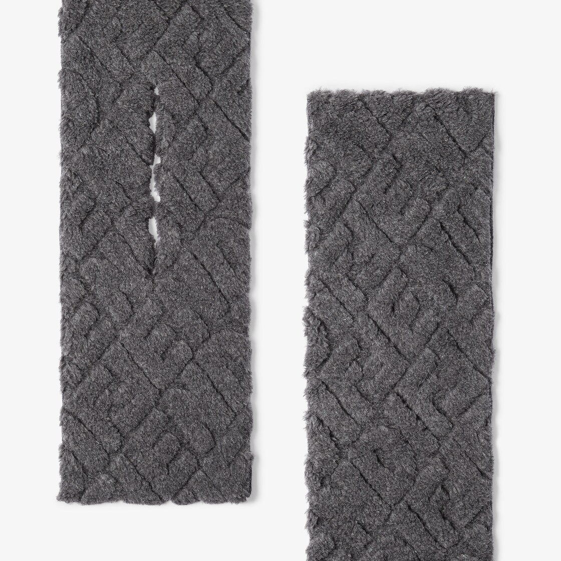 Fendi knit outlet scarf