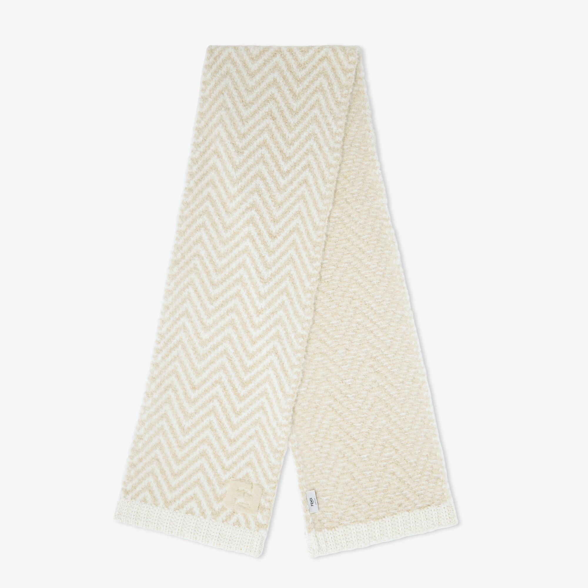 FXT458AYKMF0QM0_01?wid=2000&