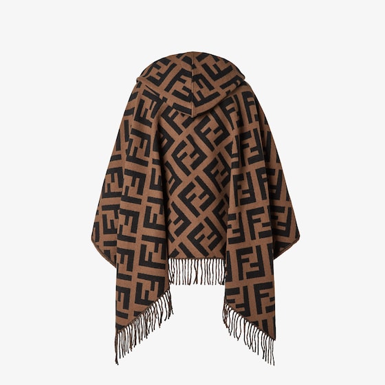 Fendi Poncho with hood and maxi pockets on the front | Thumbnail 2