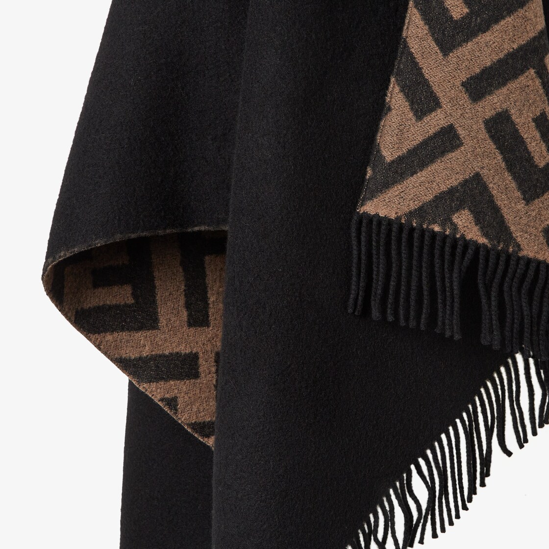 Poncho fendi clearance