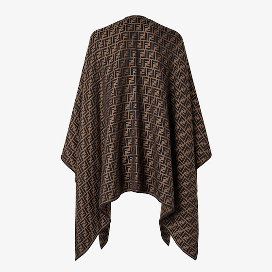 Fendi Lightweight poncho with enveloping volumes | Thumbnail 2