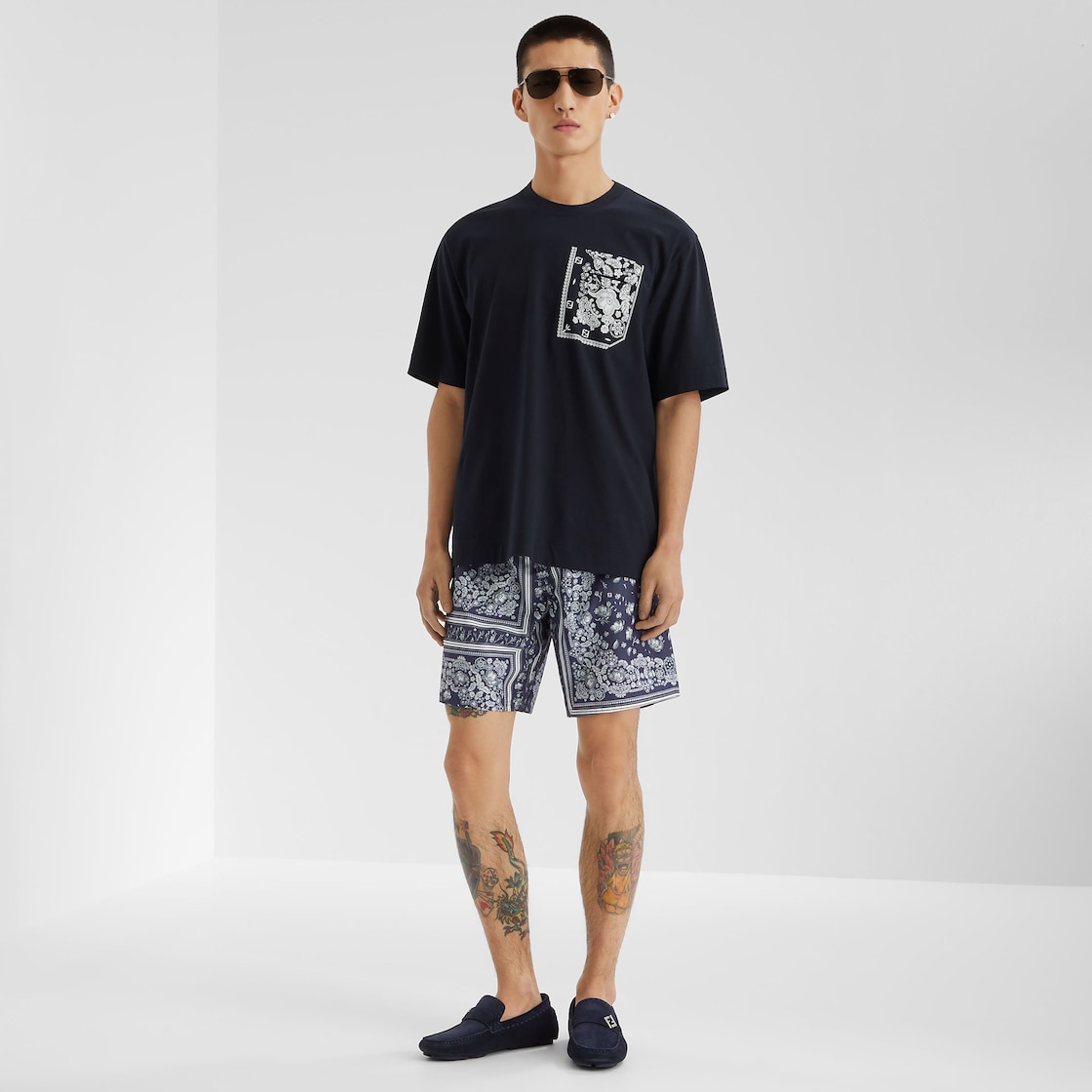 メンズ デザイナー Tシャツ | FENDI JP メンズ デザイナー Tシャツ | FENDI JP