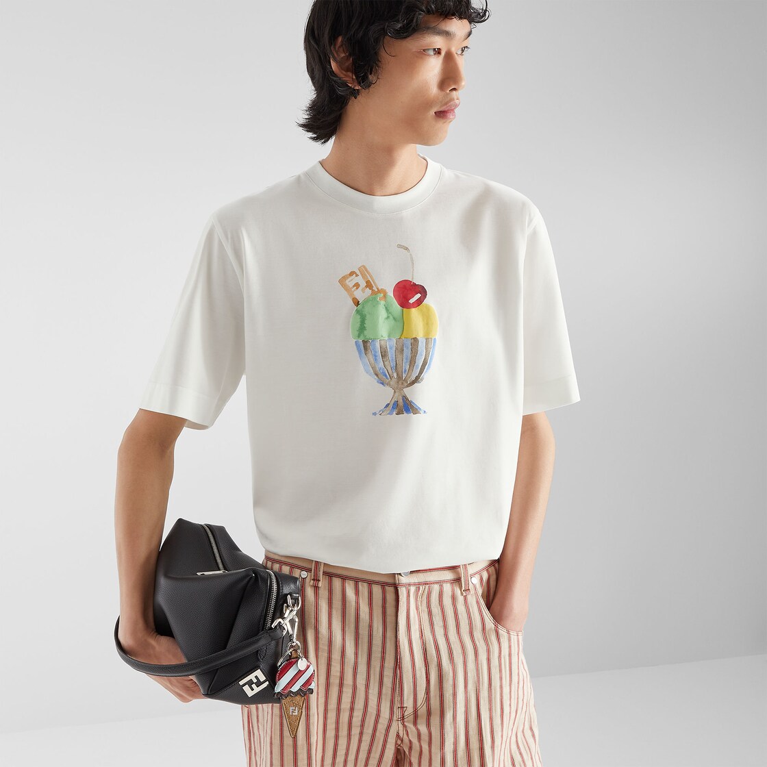 Tシャツ