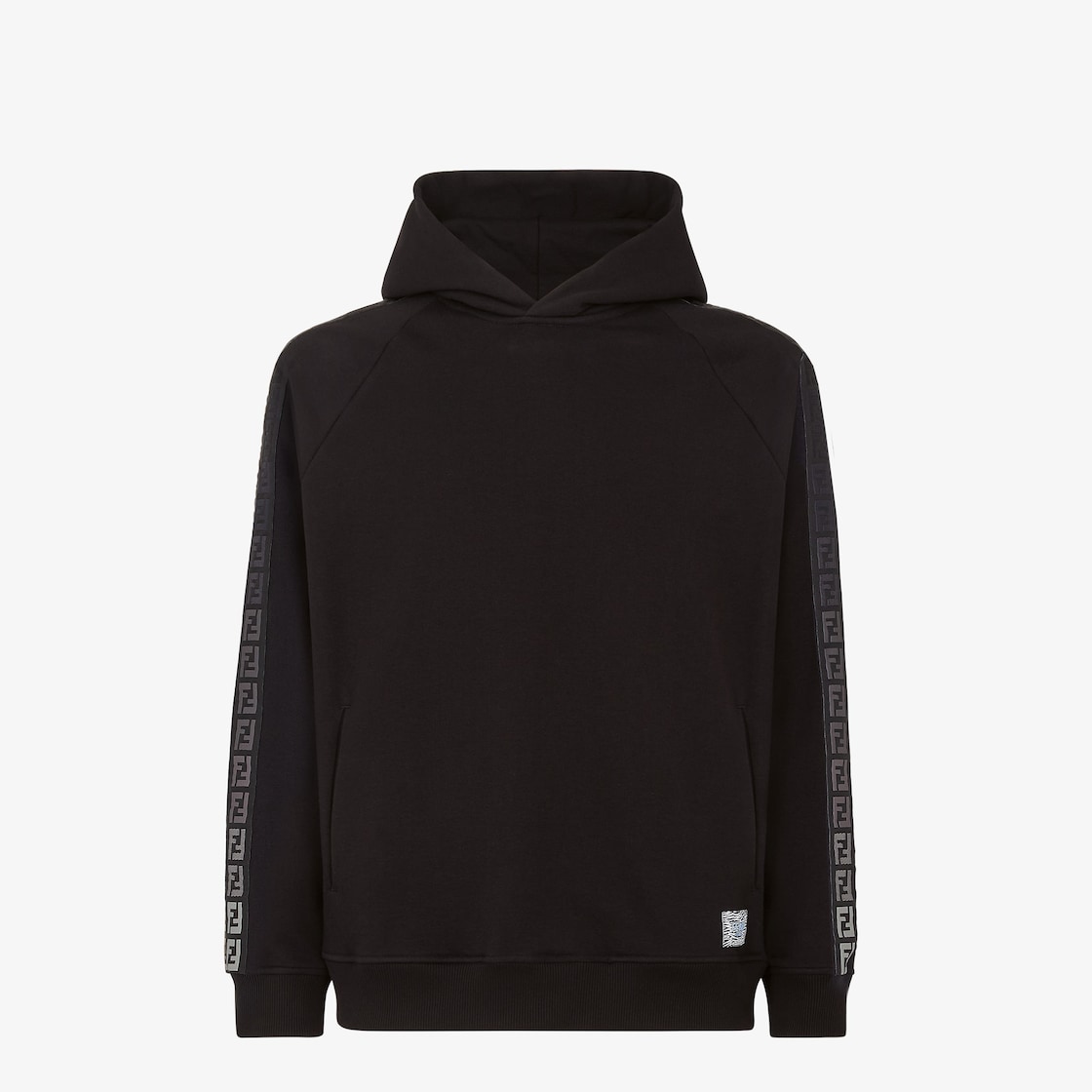 Sweatshirt từ bộ sưu tập trang phục mừng Tết 2022 của Fendi