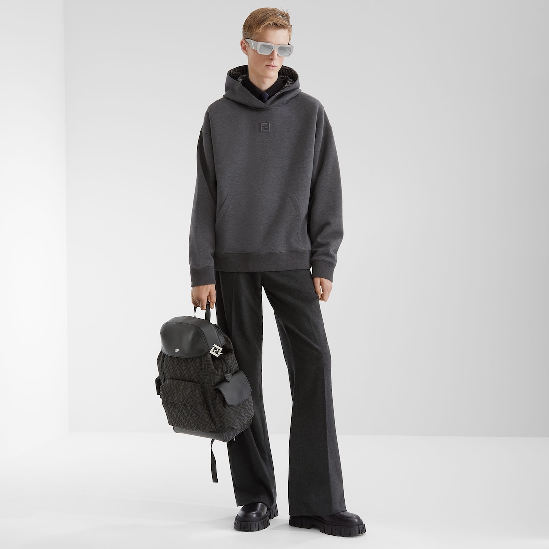 メンズ デザイナー スウェットシャツ | FENDI JP メンズ デザイナー スウェットシャツ | FENDI JP
