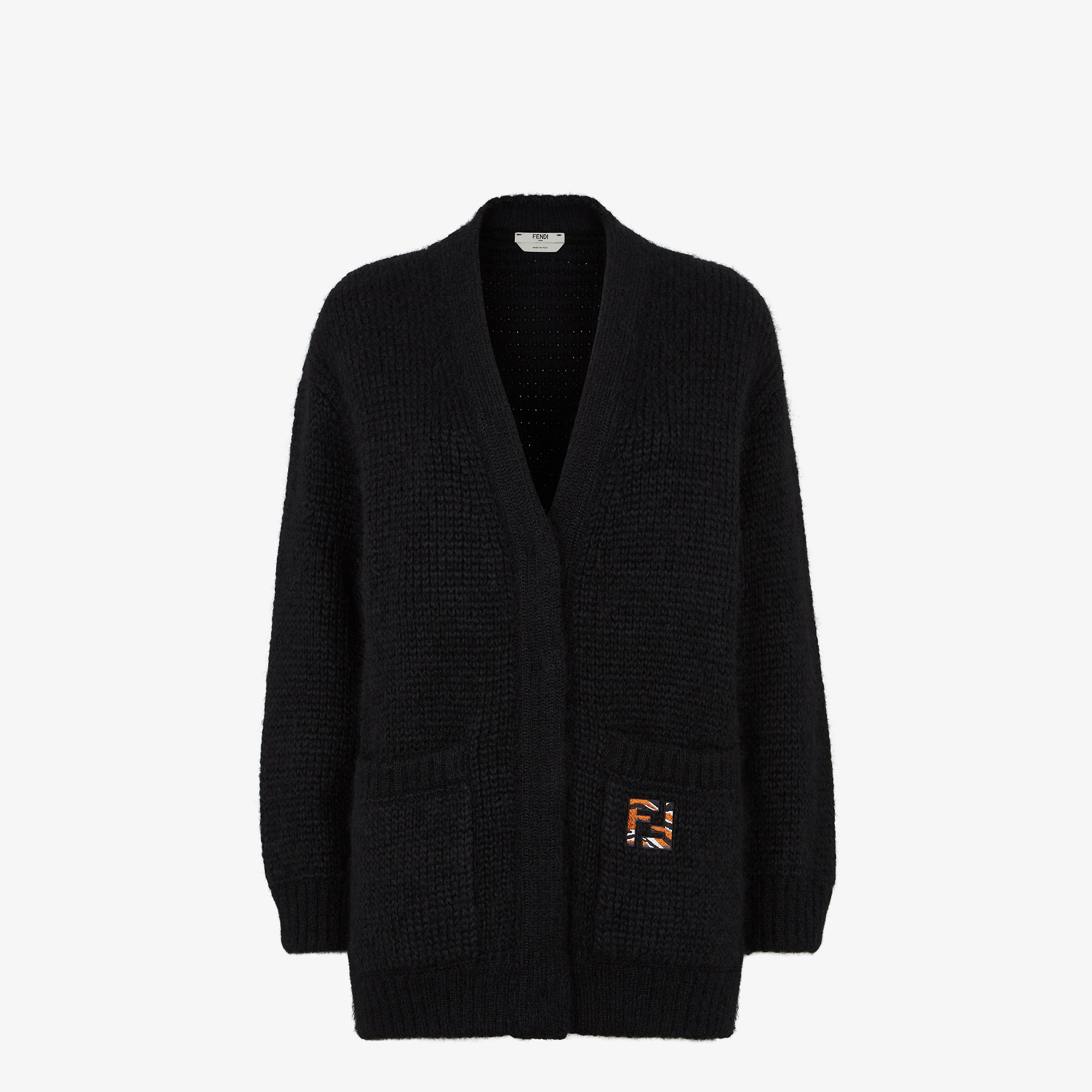 Cardidan từ bộ sưu tập trang phục mừng Tết 2022 của Fendi