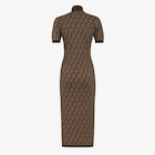 3枚中2枚目の画像（ドレス）