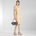 Fantastic FENDI Future裙裝的影像 4/4