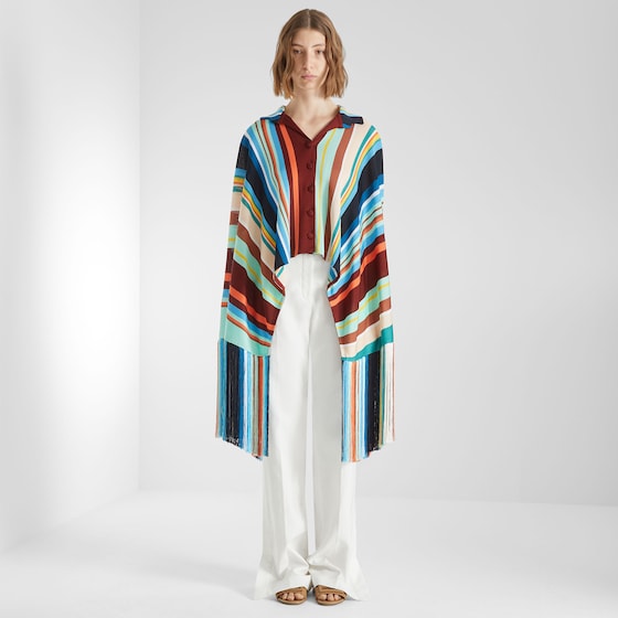 Fendi Poncho with a wide, short volume | Thumbnail 4