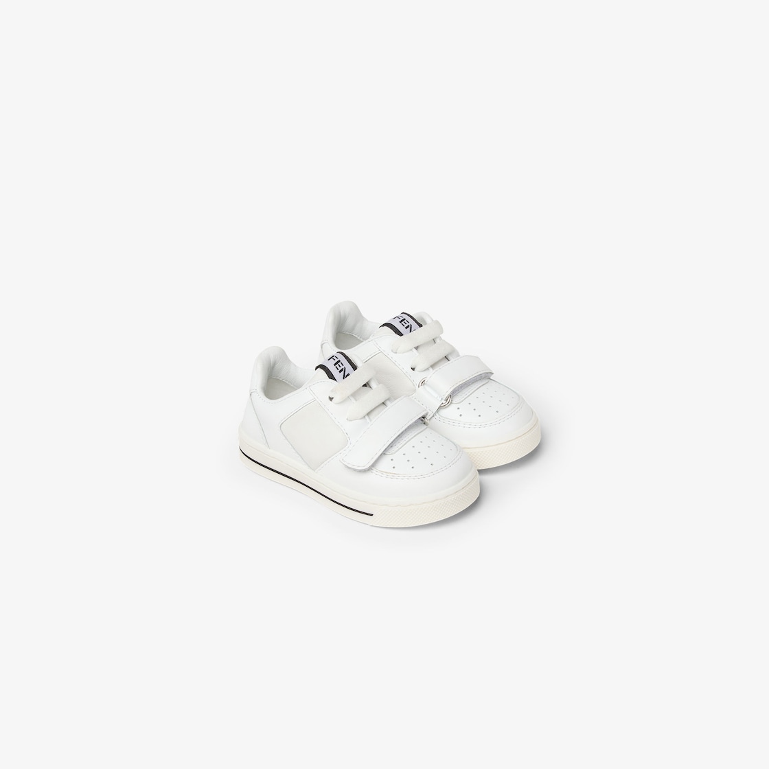 Zapatilla deportiva para los primeros pasos