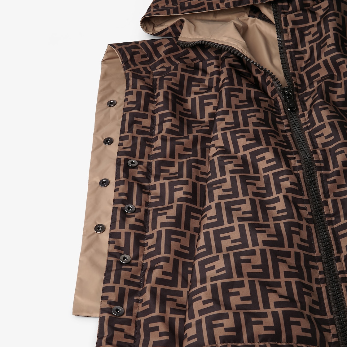 Rain Cape Reversible beige nylon junior cape with all-over FF logo false - Image 4/5