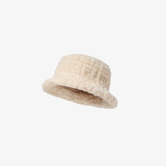 Fendi Beige teddy-effect wool junior cloche hat with tone-on-tone